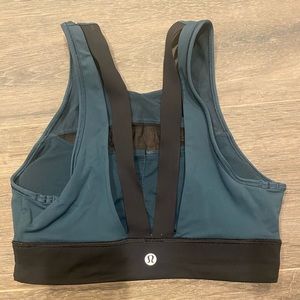 Super cute blue size 4 lululemon bra